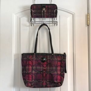 Coach purse and matching wallet